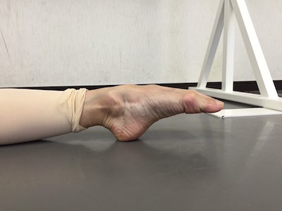 つま先の伸ばし方